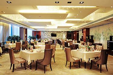 打好餐饮组合拳