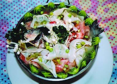 鱼羊馄饨锅