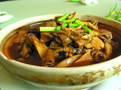 肚仁鲜蛏煲豆腐