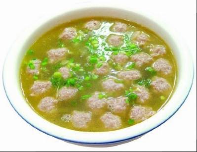 酸菜圆子汤