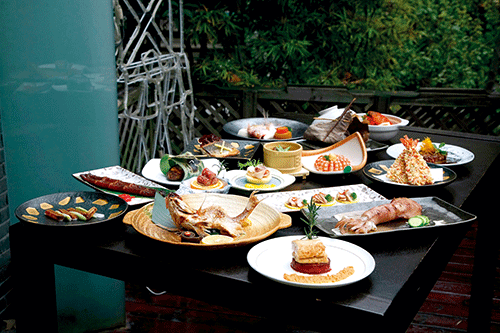 布局多品牌餐饮帝国