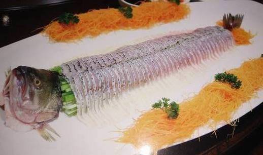 响油鲈鱼
