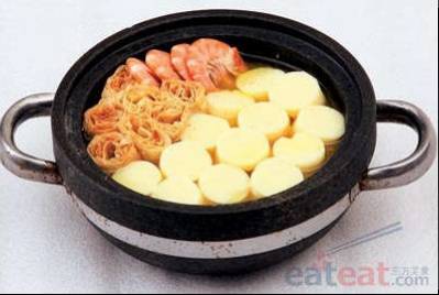石锅黄金豆腐