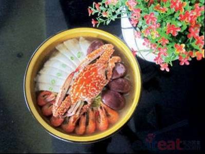 酸菜海鲜锅