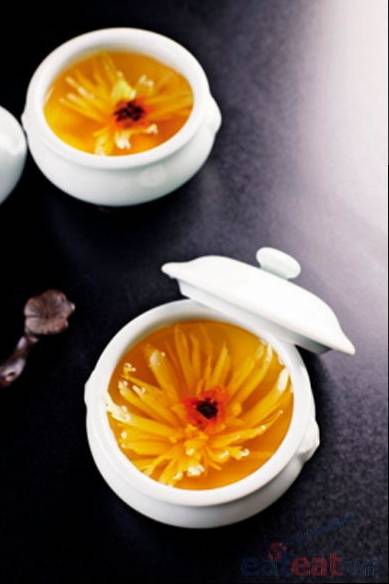 一壶茶香雪菊玉菜汤