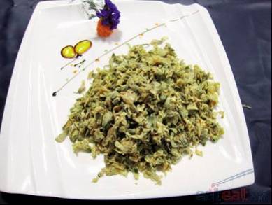 槐花炒鸡蛋