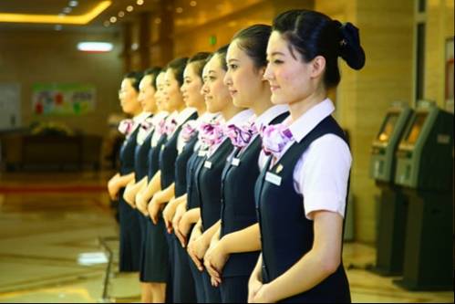 细节服务：有没有充电器？