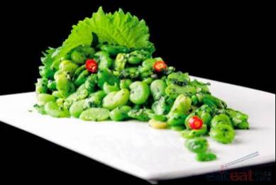 藿香拌蚕豆