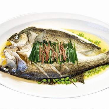盐油蒸江鲈鱼