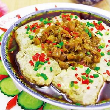 剁椒岩桥臭豆腐