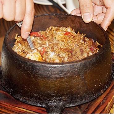 堂烹铁锅饭
