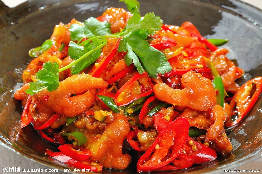 方法：转型做土酷，不做快时尚