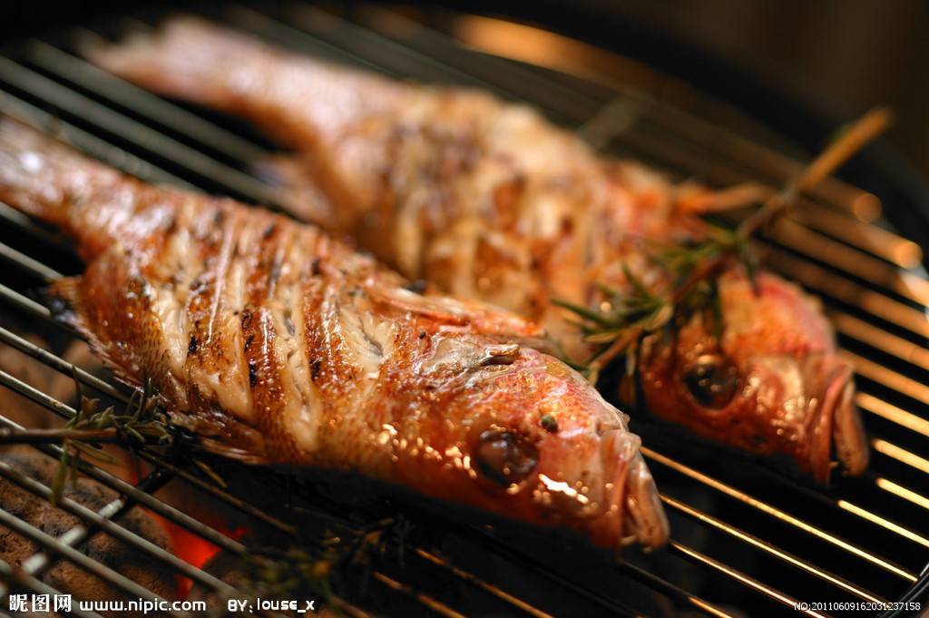 办法：让顾客等得值，美女吸睛，美食抓胃