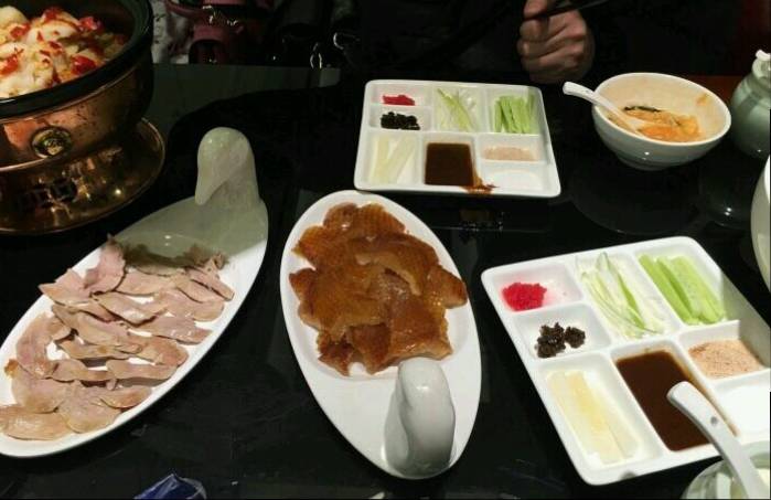 办法： 胡同菜也有洋模式