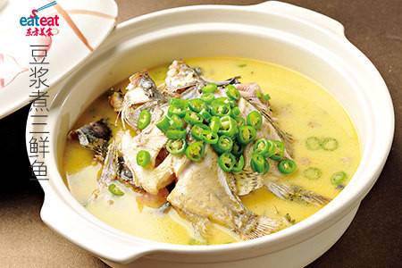 豆浆煮三鲜鱼