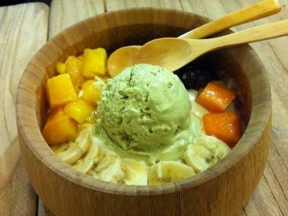 方法：试吃会只开给HR，共享经济新玩法