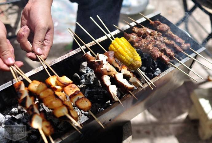 方法：看这家烧烤店如何做好户外烧烤营销 