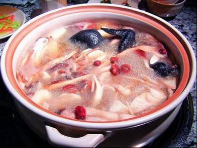 办法：给顾客发周薪 星期五毙老板