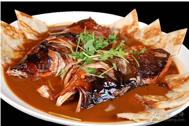 方法：真神！这家店2分钟卖出一个鱼头