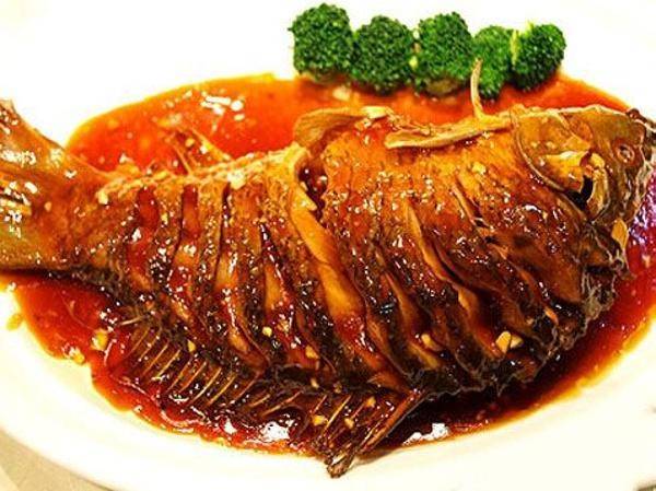 方法：聚焦让菜品升级、食材升级、利润飙升