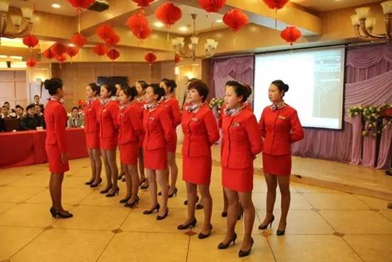 方法：餐厅高效开会三步骤