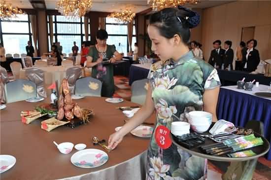 方法：餐厅个性化服务增加盈利点