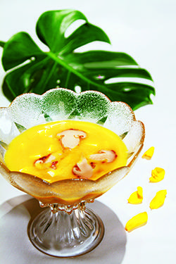 素直经营讲求四心