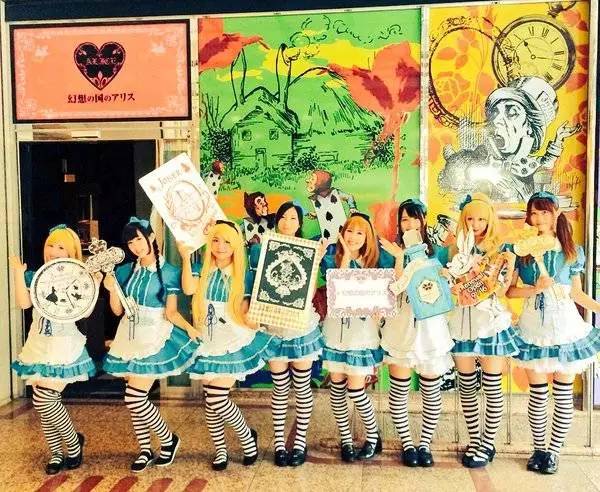 主题与餐饮的创新联姻如何做？这些体验玩法值得借鉴！