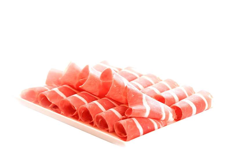 阿荣小镇：“天堂草原”上的来客