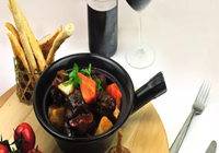 顶峰餐厅：雪龙牛尾超级大餐开启