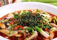 餐厅生意不好，老板竟然吃客人的剩菜……