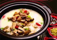 菌品轩：冬日不可辜负的火锅和盆菜