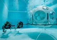 比利时：全球最深游泳池的“水下餐厅”什么样？