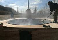 旅顺：直径3米巨锅煮元宵 