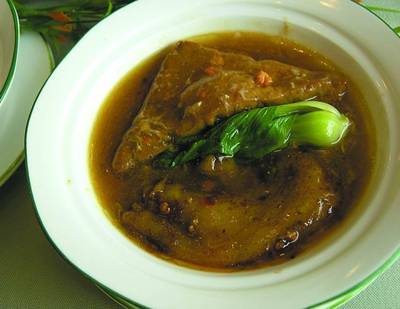 红裙酿豆腐