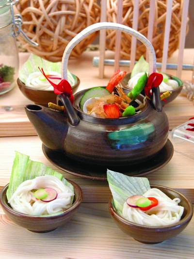 海鲜茶冲面