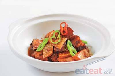 长江青鱼烧黑猪肉