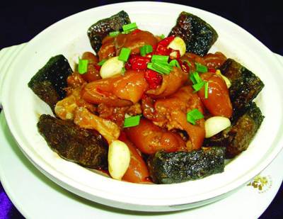 臭豆腐猪手煲