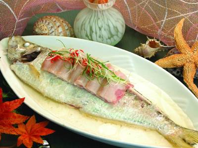 咸肉蒸香鱼