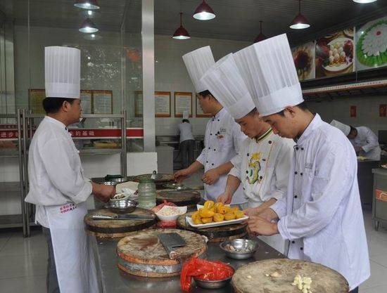 方法：厨师做了这9件事，一定是自毁前程