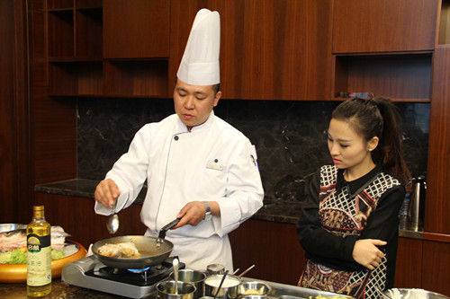 方法：厨师想当老板?屁股先挨“五板子”