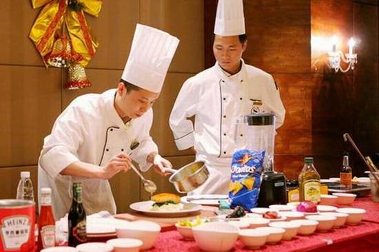 方法：老板都稀罕这样的店长