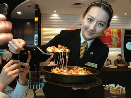 方法 ：做到这9点，就是餐厅的金牌服务员，下一个升职的就是你！