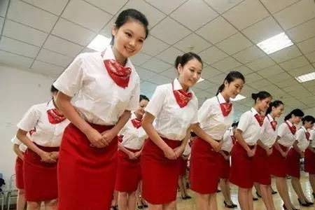 方法：如何让顾客心甘情愿排队，提升餐厅人气？