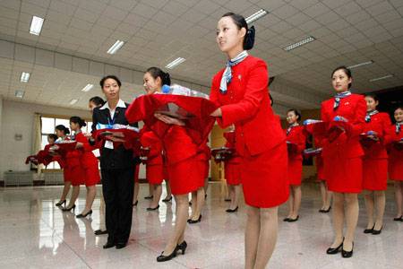 方法:表扬下属三要诀 让员工高兴一整天