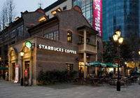 星巴克：大陆近2800家门店将直营