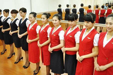 方法：餐饮服务中的70个小细节，出色的服务员都这样做！