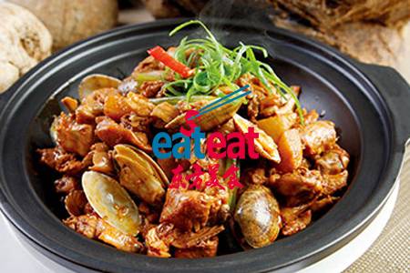 蚬子焖小鸡：鲜味口感双升级！