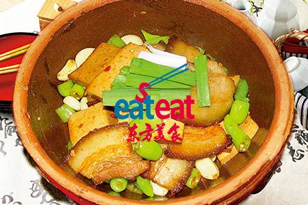 甑钵卤豆腐烧卤肉