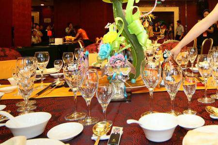 方法：明档菜品及厨具摆放三个基本原则及案例